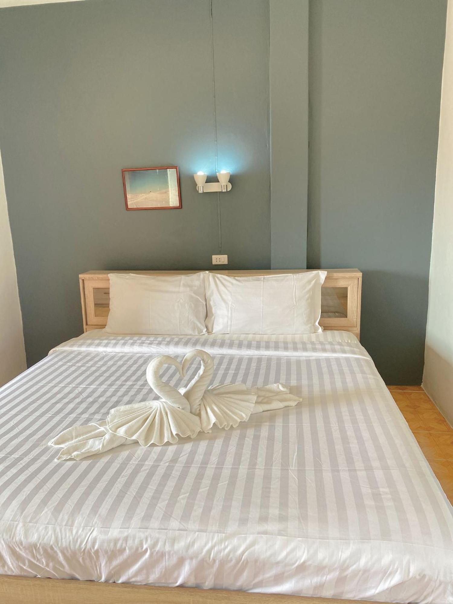 Karon 2 Vikings Guesthouse מראה חיצוני תמונה